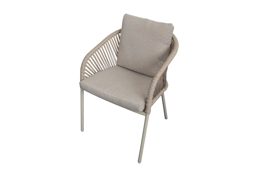 L-YO Peacock rattan étkezőszék (TPU), elefántcsont, bézs, 56,5×61,5×77 cm, alumínium vázas