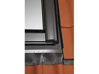 Roto EDZ 054/078 RX200 Burkolókeret Designo ablakhoz profilos tetőfedéshez