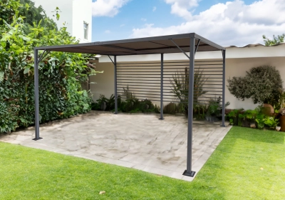 SR Artemis - kerítéses pergola 3x4M (alu és acél váz és poliészter árnyékolókkal, fekete)